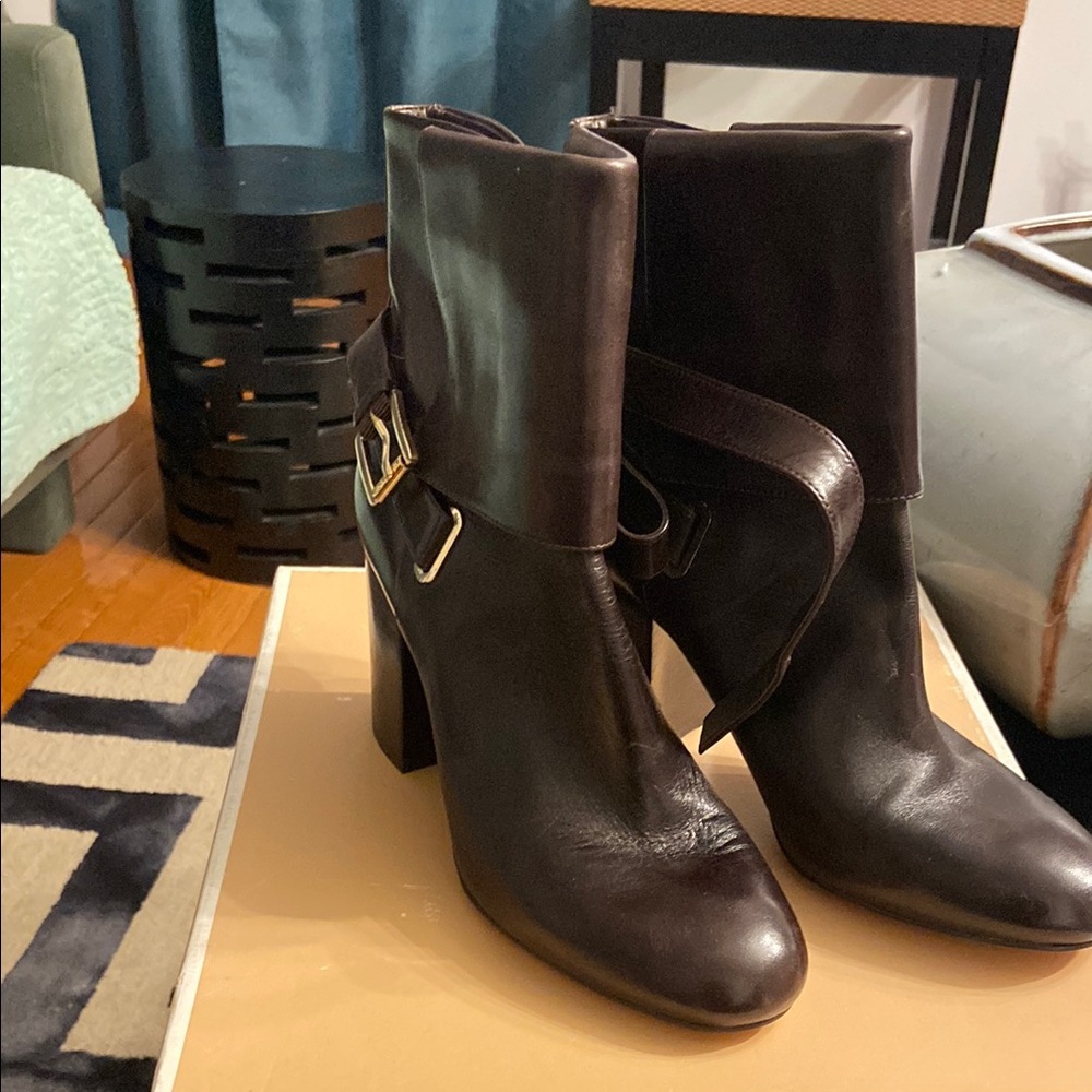Kendra Ankle Leather Boots-Michael Kors Black Heeled Boots with Sleek Design